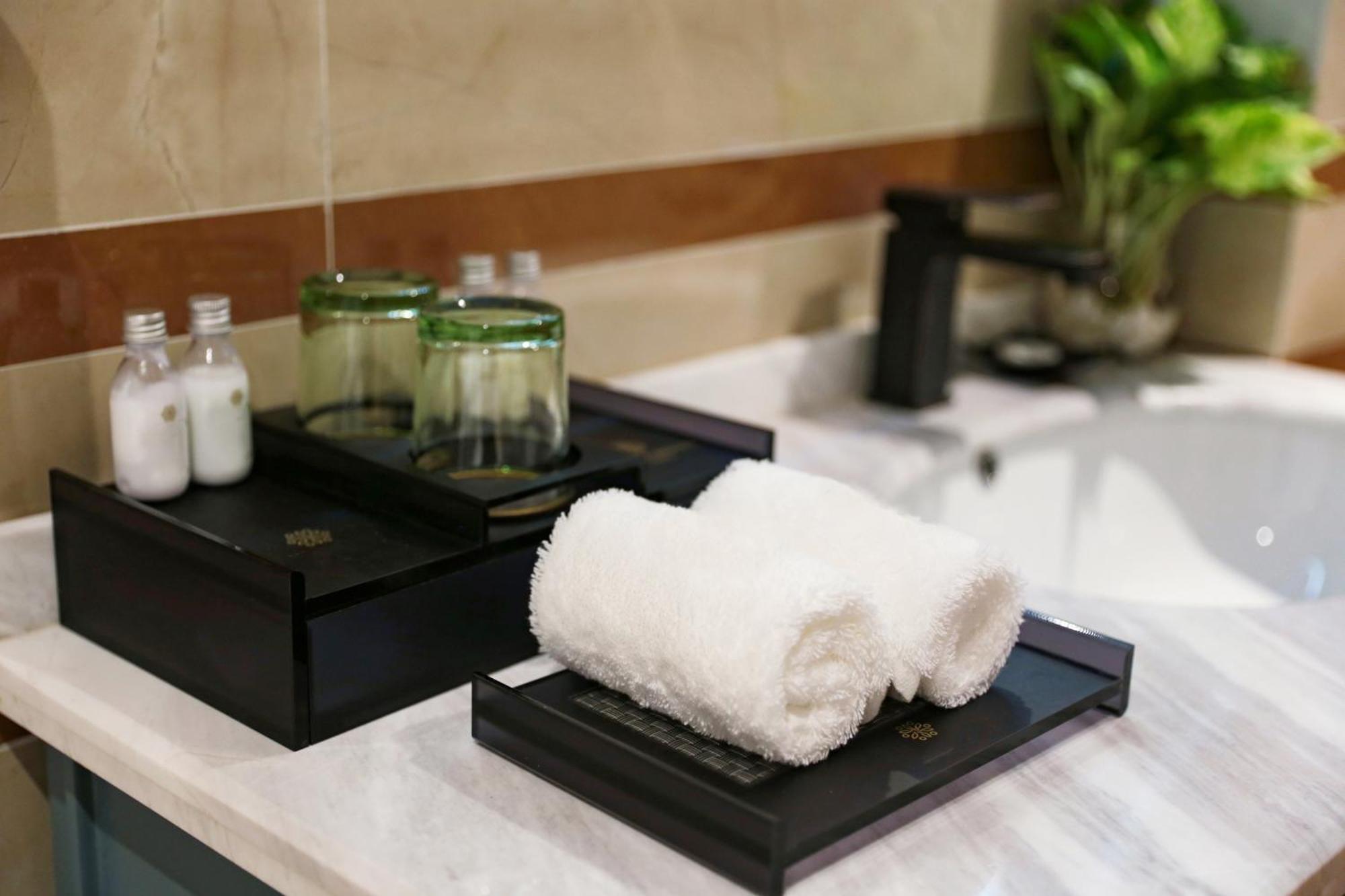 Hanoi Fiesta Central Hotel And Spa Zewnętrze zdjęcie